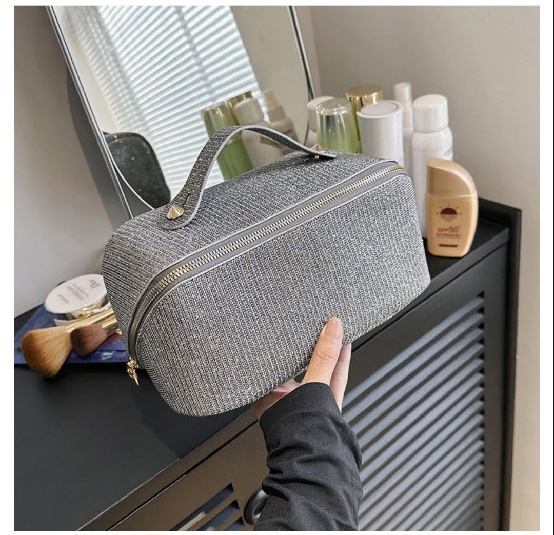 Gorgeous 😍 Make up Bags