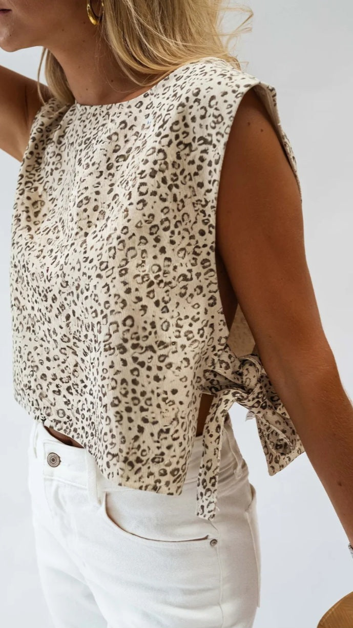 Apricot Leopard 🐆 Tie Top